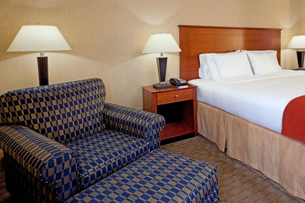 Holiday Inn Express Ramsey Mahwah By Ihg Εξωτερικό φωτογραφία