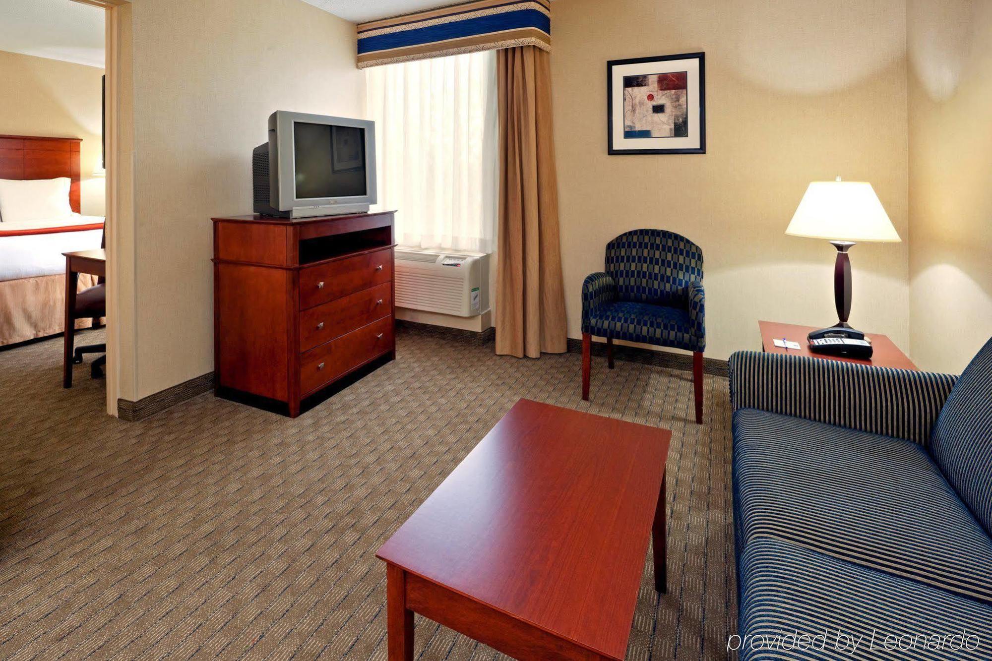 Holiday Inn Express Ramsey Mahwah By Ihg Δωμάτιο φωτογραφία