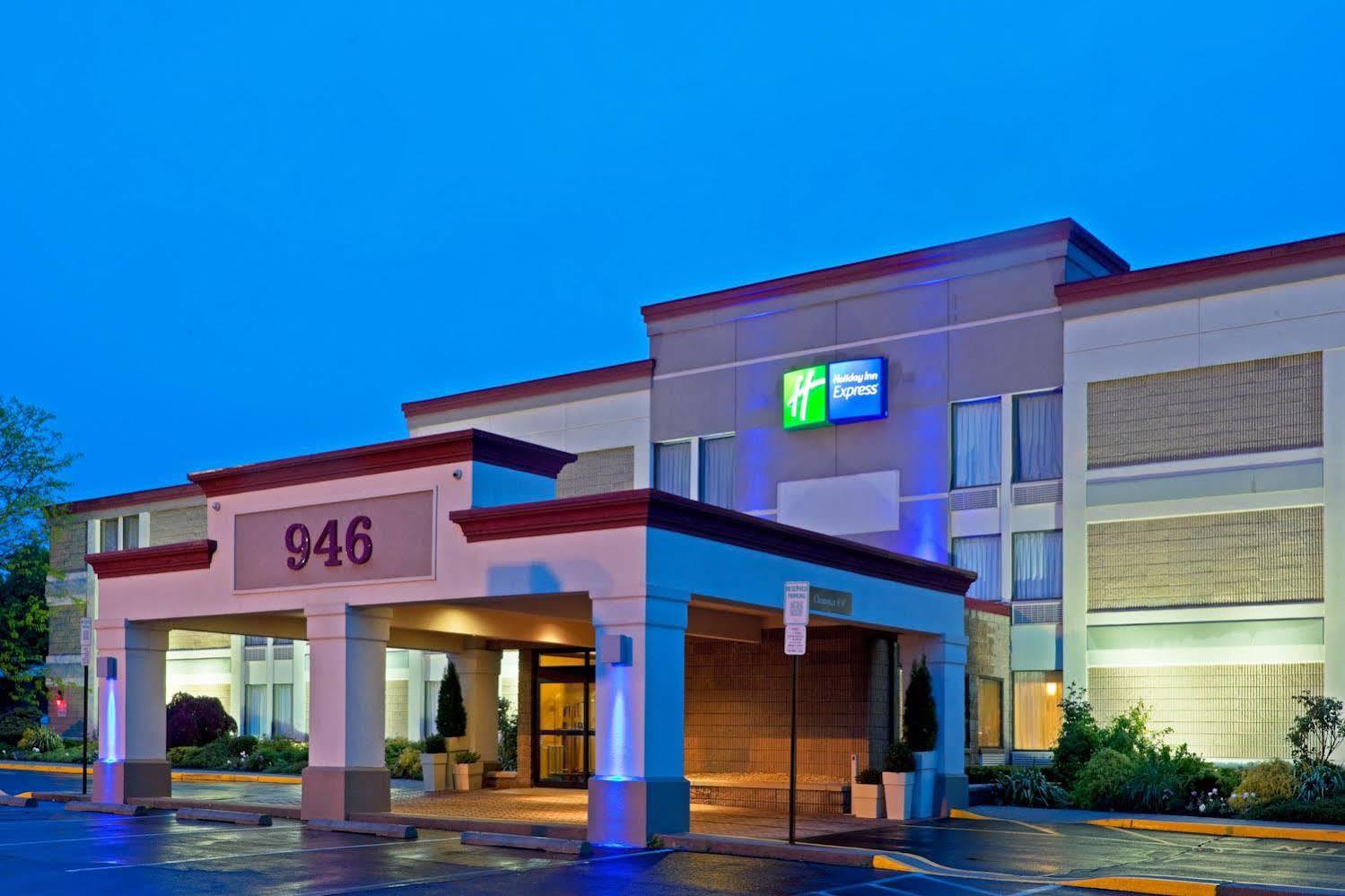 Holiday Inn Express Ramsey Mahwah By Ihg Εξωτερικό φωτογραφία
